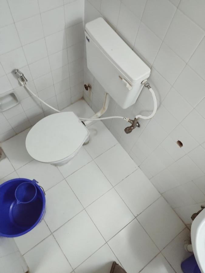 Hotel Maple Regency Kochi Екстер'єр фото